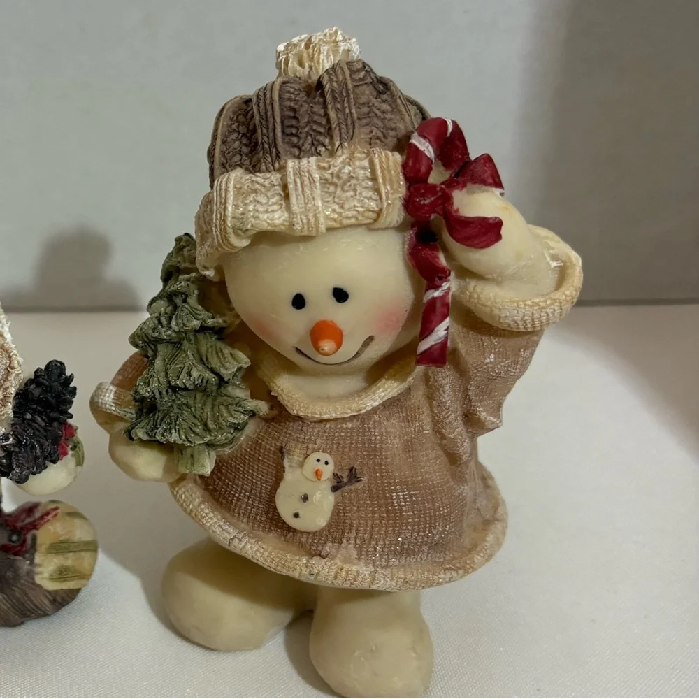Festive Snowman Figurine ready for‎ Christmas Holidays and Winter festivities